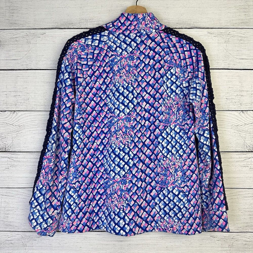 LILLY PULITZER Skipper Pullover Top Womens Small Royal Blue Pink Crochet Trim‎ - Picture 5 of 7